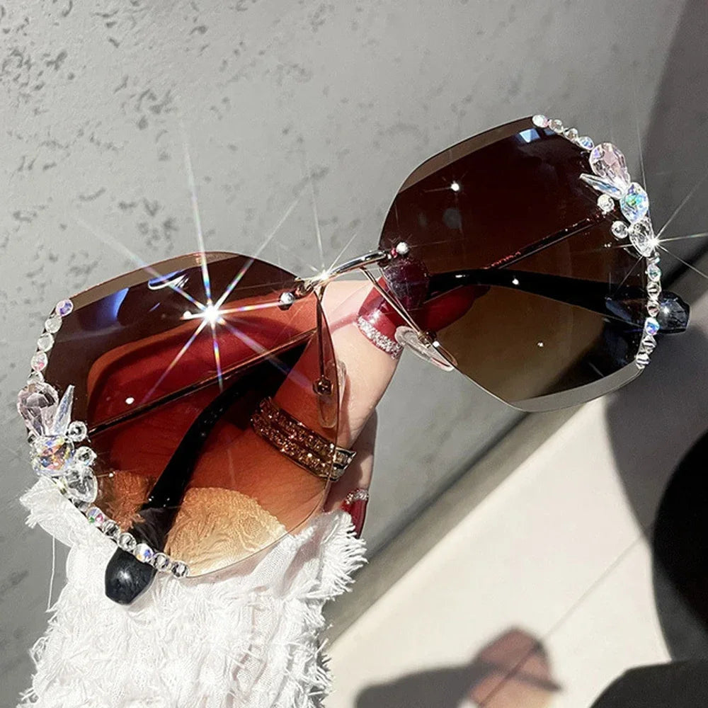 2025 Luxury Brand Design Vintage Rimless Rhinestone Sunglasses Women Men Fashion Gradient Lens Sun Glasses Shades for Female